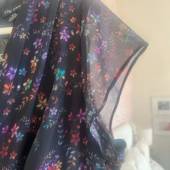 City Chic Black Floral Wrap-Style Mini Dress - Picture 4 of 4